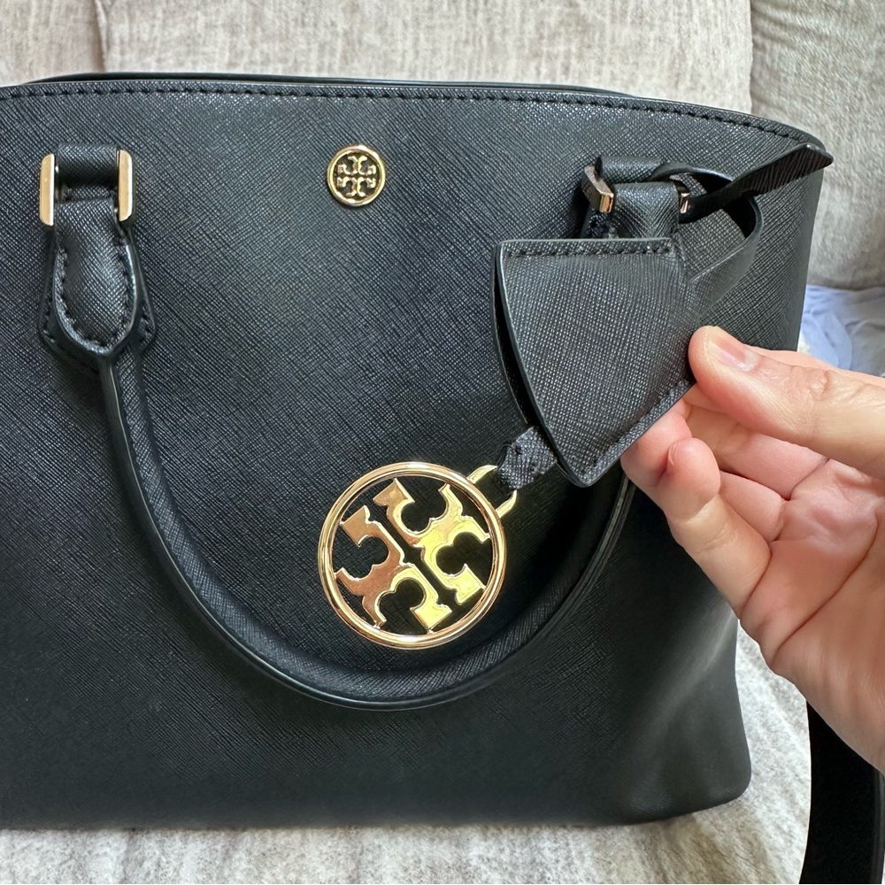 Tory Burch Robinson Medium Triple Compartment Black Leather Tote Bag - Picture 11 of 16